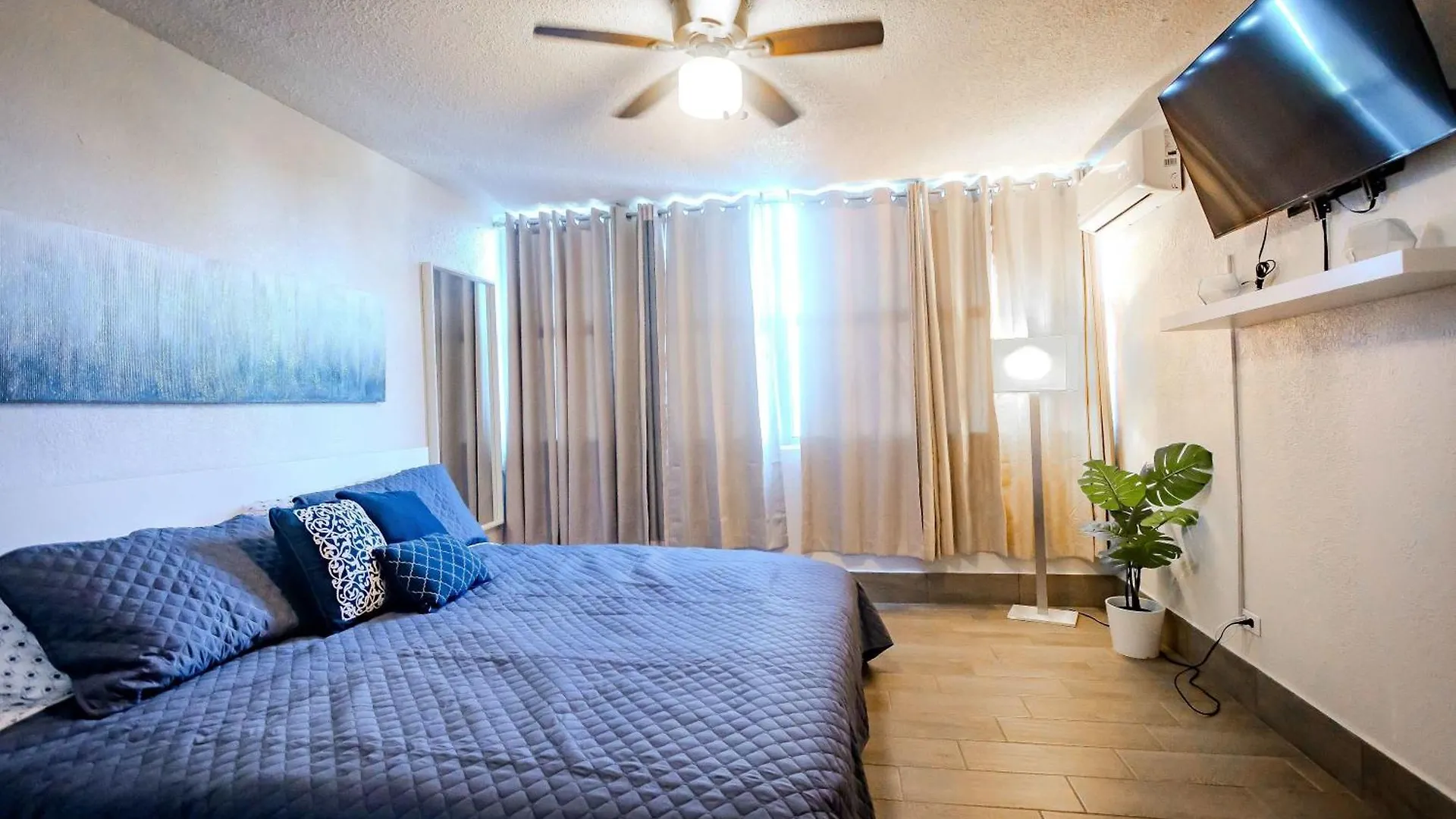 Family Beach Getaway- Isla Verde Paradise San Juan 0*,